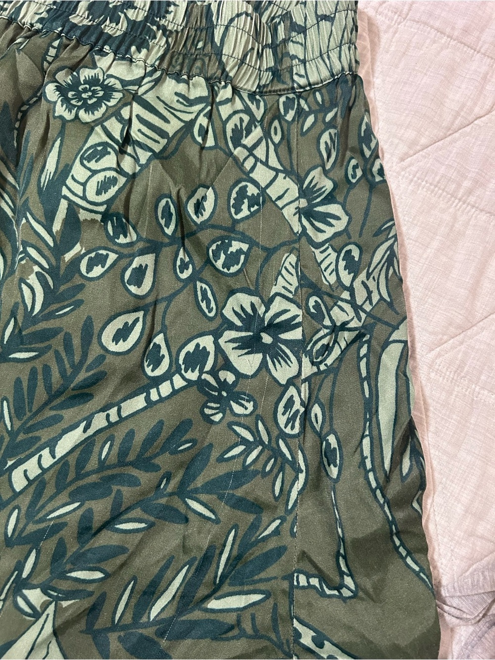 FARM Rio Green Floral Leopard Wide-Leg Palazzo Pants - Picture 3 of 3